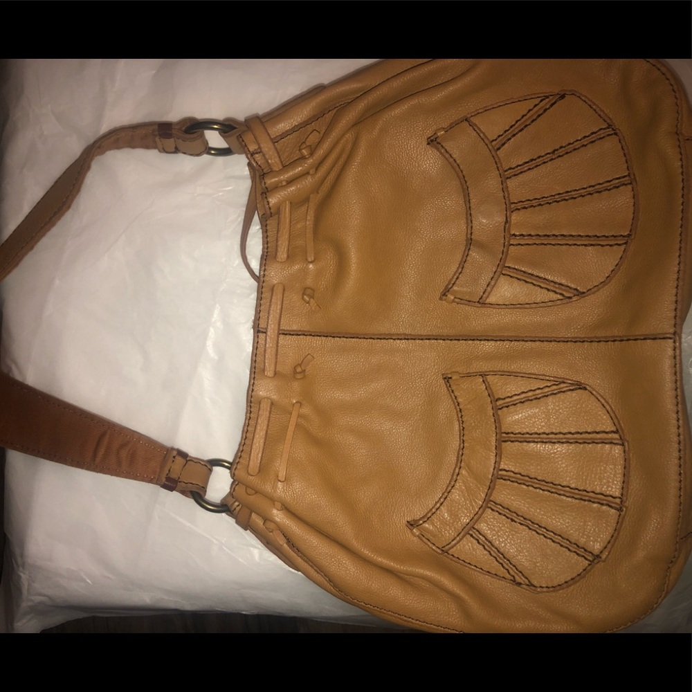Lucky brand purse